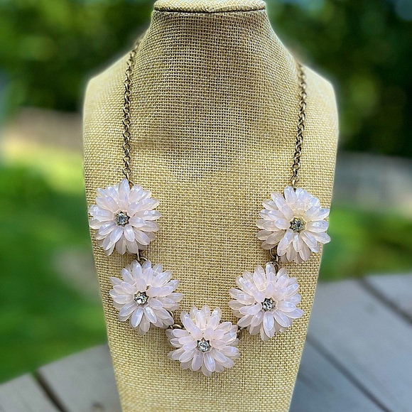 J CREW PALE PINK DAHLIA FLOWER CRYSTAL STATEMENT NECKLACE